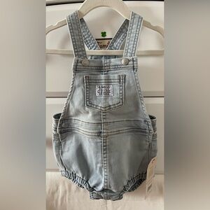 Levi’s Baby Denim Shortalls 18M NWT Classic Light Wash